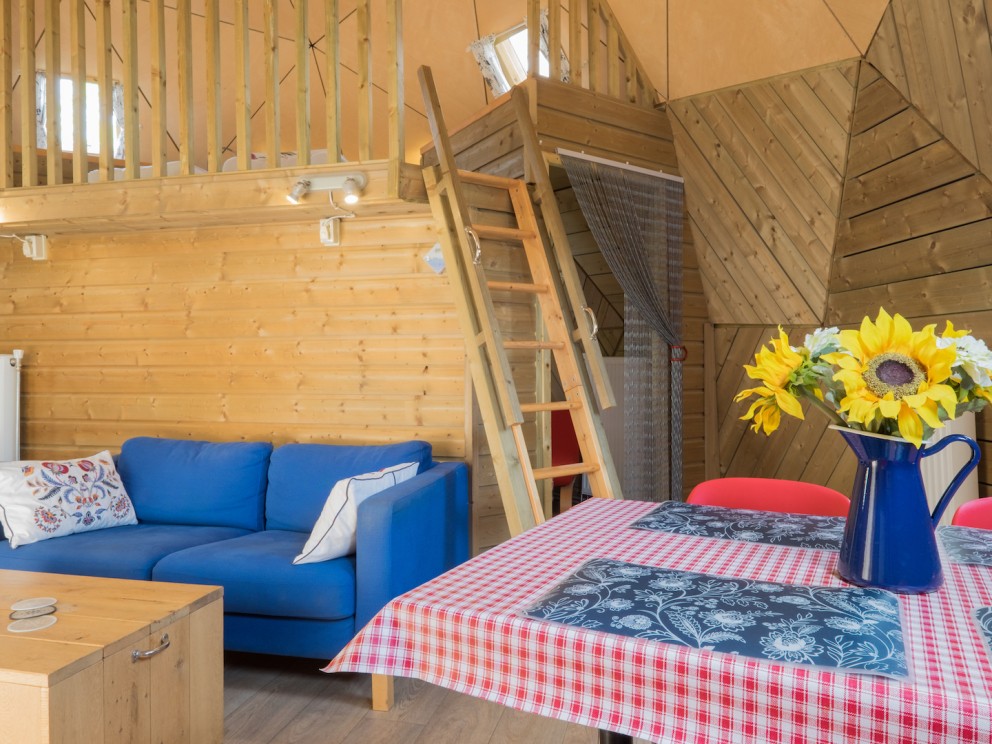 camping+t+weergors-houten+iglo12.jpg